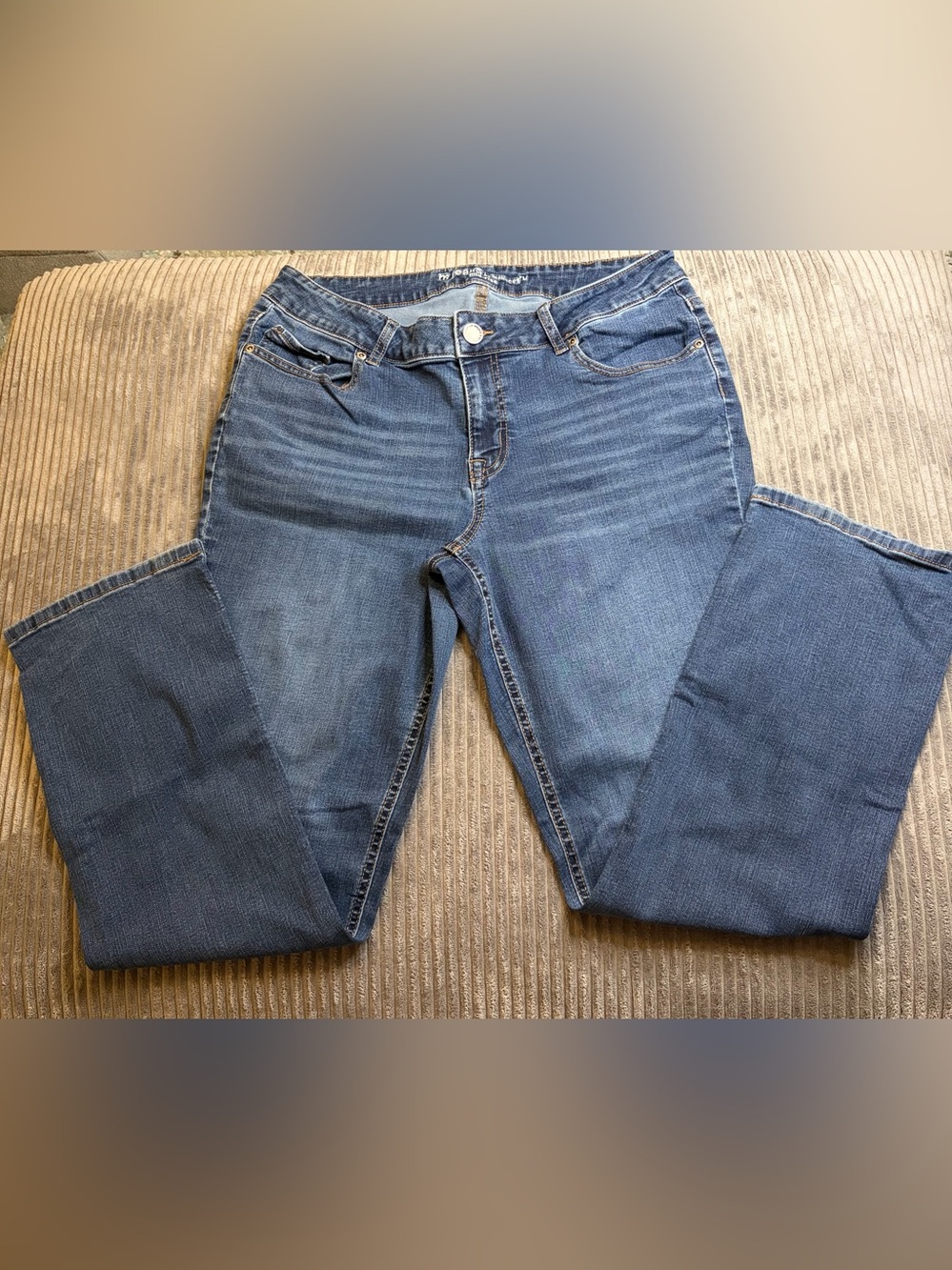 Maurices Women's Skinny Jeans in Medium Blue Denim